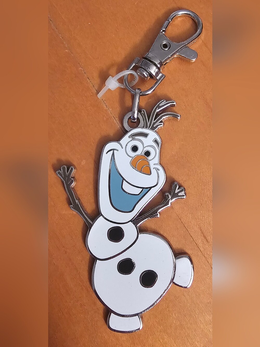 Authentic Disney Parks Pin Trading Lanyard Medal : Olaf